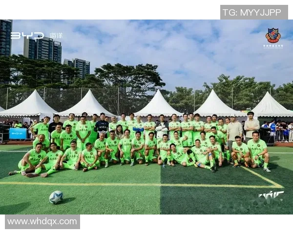 足球场外的娱乐新天地：这些热爱游戏的球星如何平衡虚拟与现实